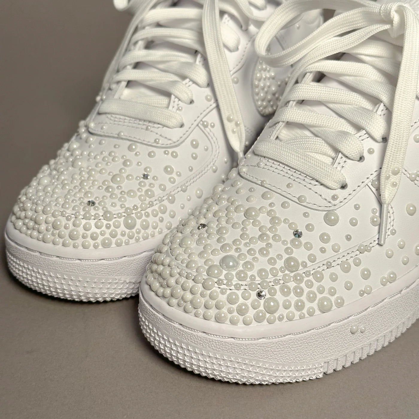 Custom Nike AIR Force 1 Sneaker - Pearl Limited