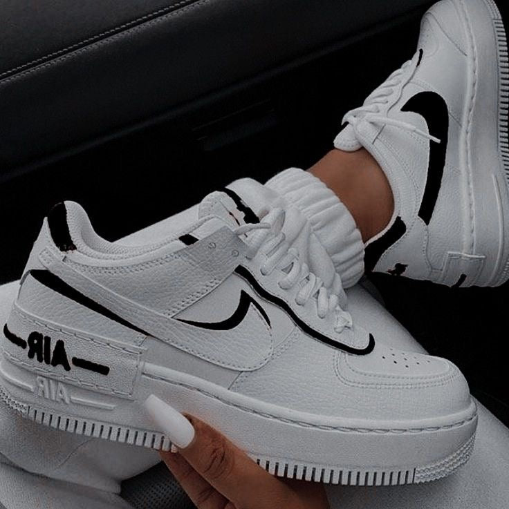 Black and white air force one online