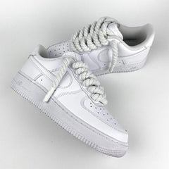 Baskets Nike AIR Force 1 personnalisées - Lacets en corde blanc
