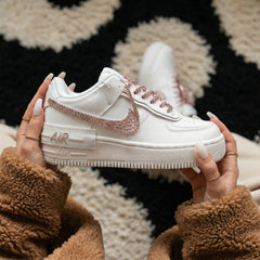 Custom Nike AIR Force Shadow 1 Sneaker - Swarovski Strasssteine BARBIE EDITION