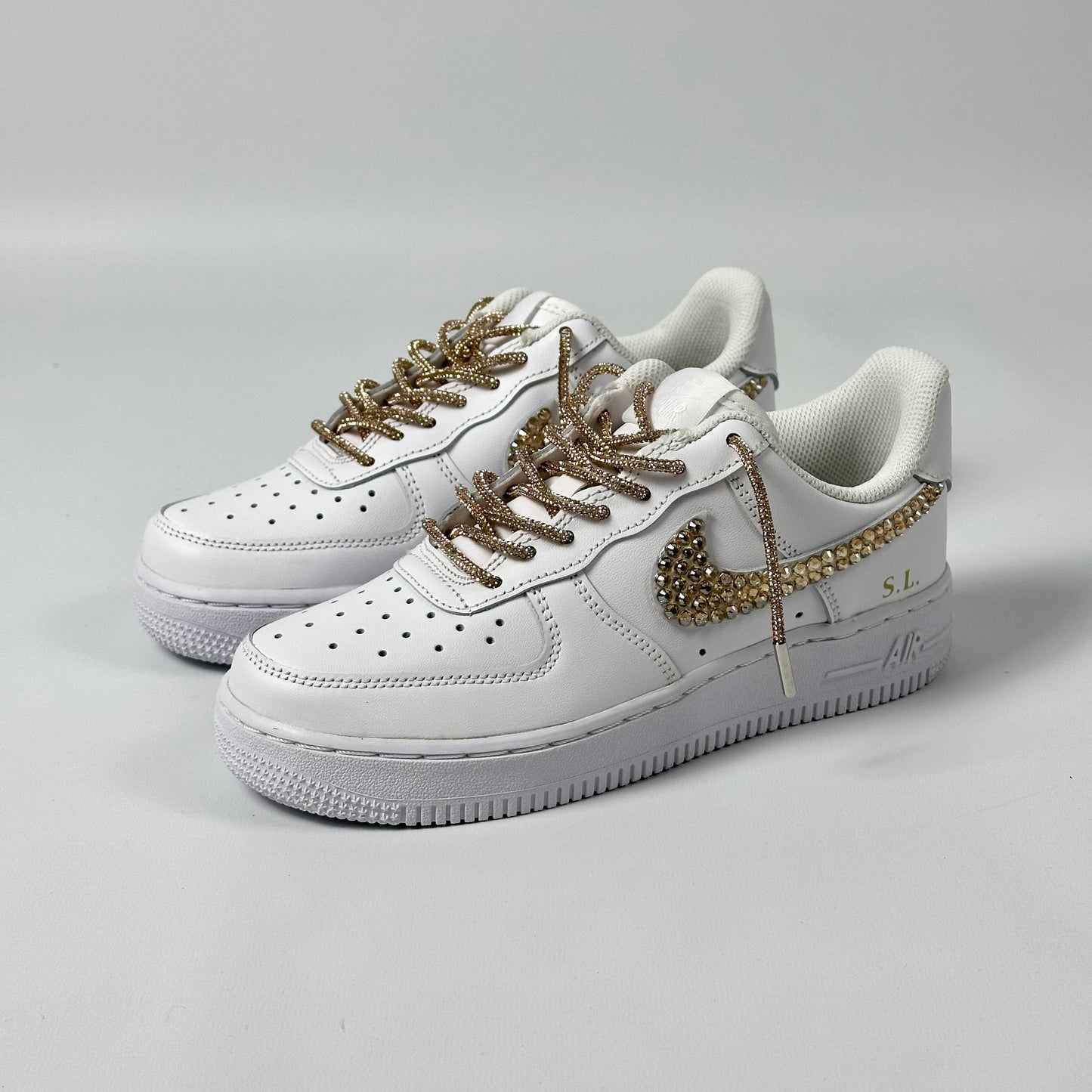 Custom Nike AIR Force 1 Custom Sneaker - Swarovski Strasssteine GOLD EDITION