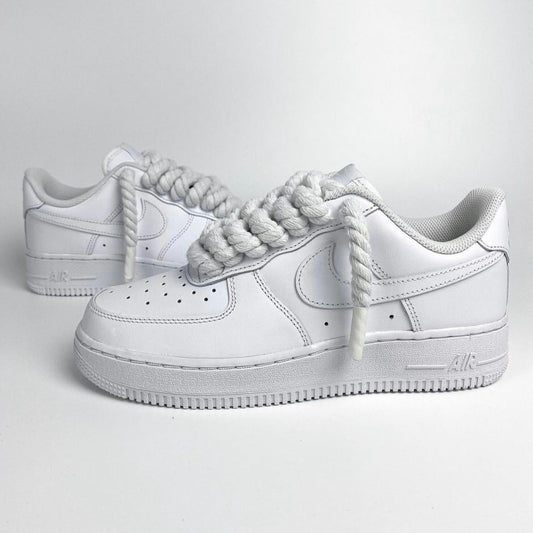 Baskets Nike AIR Force 1 personnalisées - Lacets en corde blanc