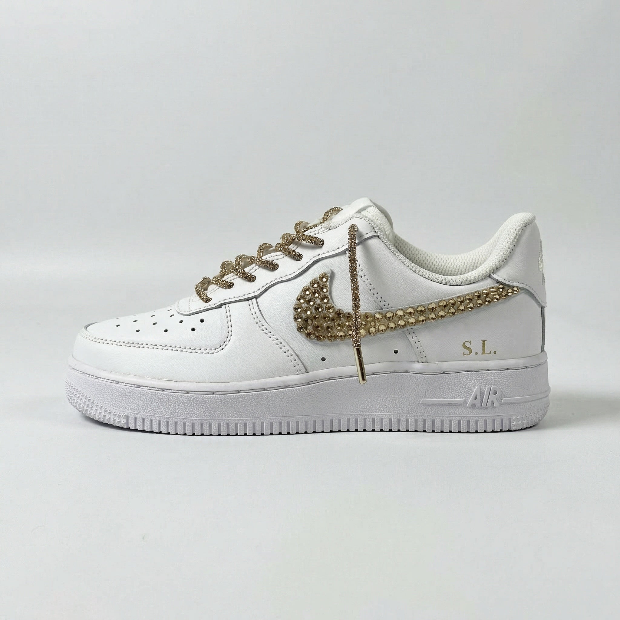 Custom Nike AIR Force 1 Custom Sneaker - Swarovski Strasssteine GOLD EDITION