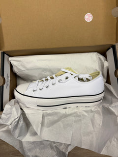 BLACKOUTLET DEAL - Converse 40