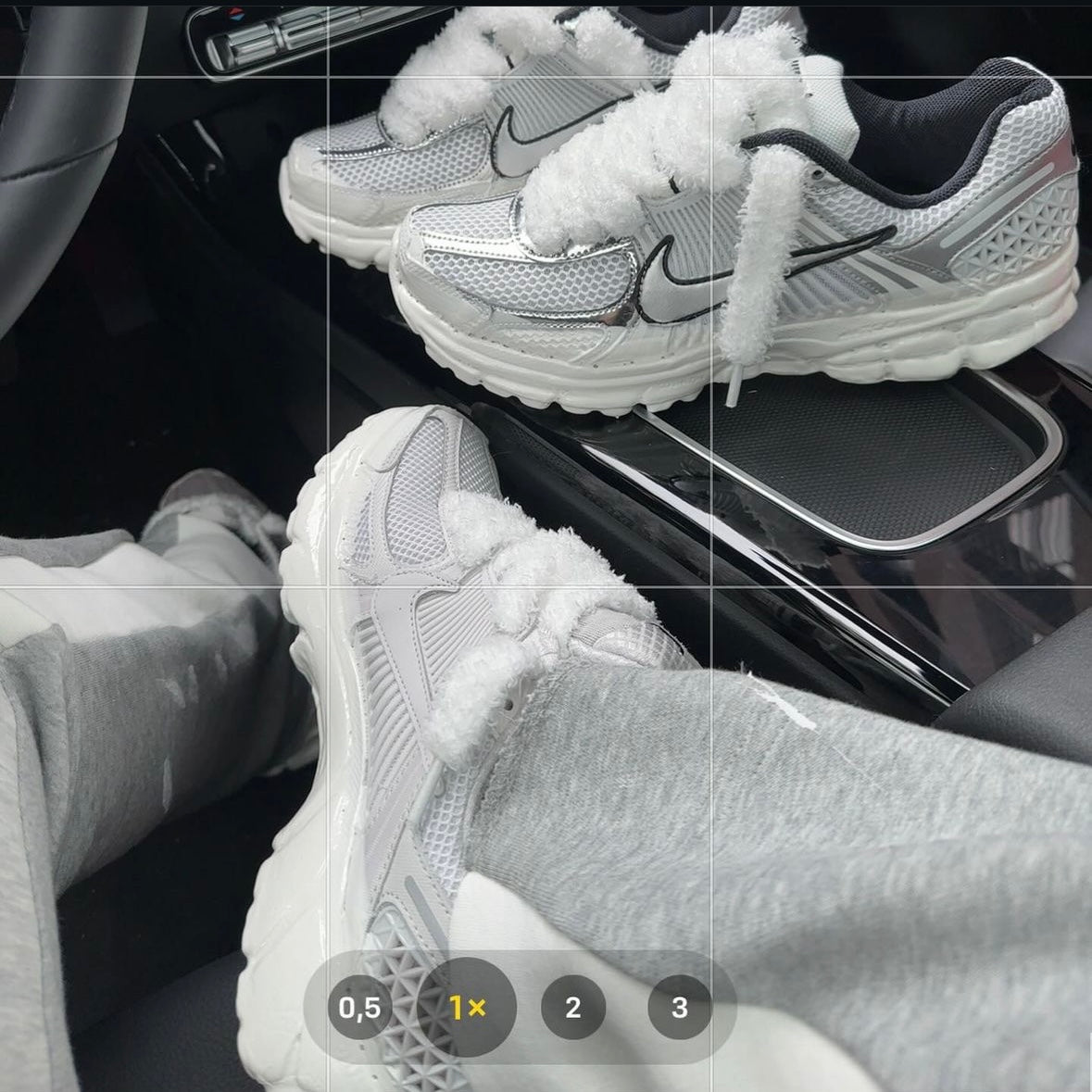 Fluffy Laces - Several colors