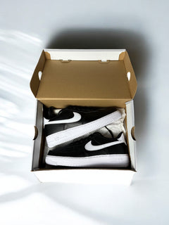 BLACKOUTLET DEAL - AF1 Noir Blanc 38.5