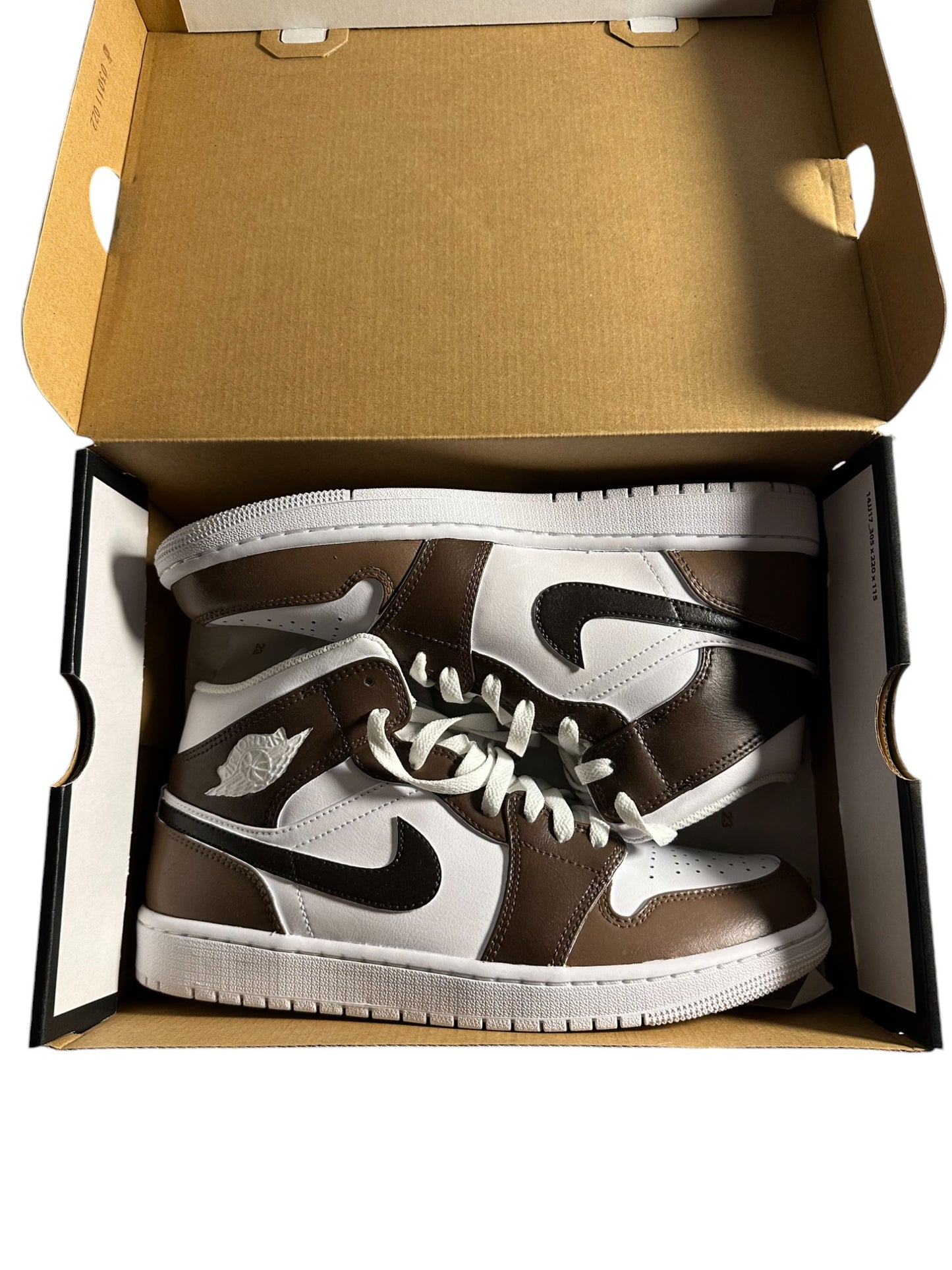 BLACKOUTLET DEAL - AJ1 Mid Braun 42.5