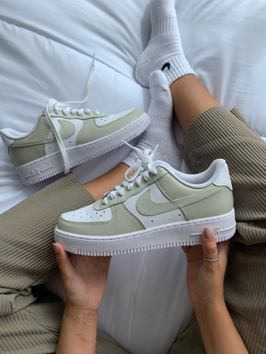 Custom Nike AIR Force 1 Sneaker Khaki julescustomizedkicks