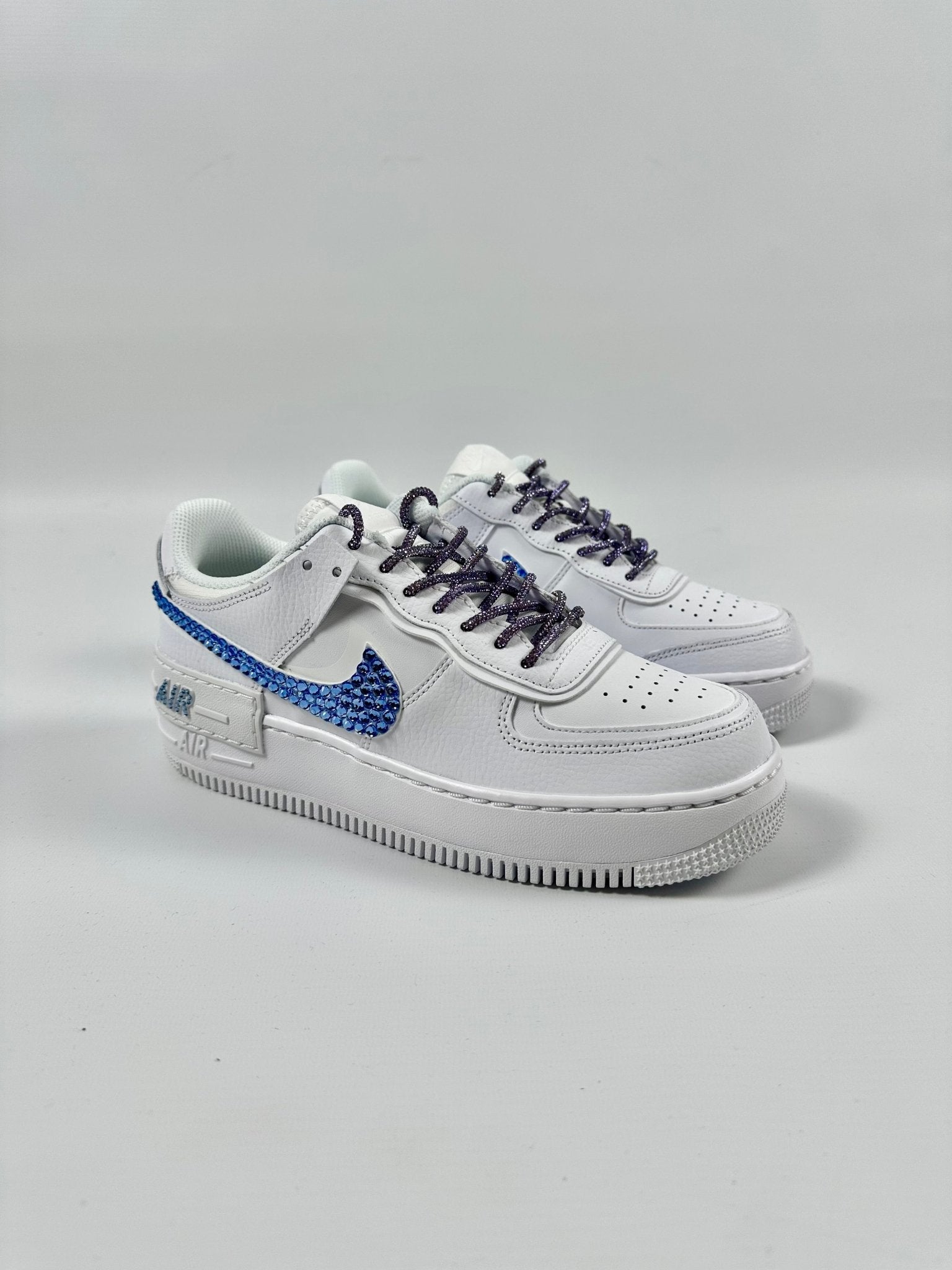 Nike air force 1 lv8 custom online