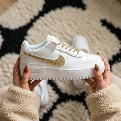 Custom Nike AIR Force Shadow 1 Sneaker - Swarovski Strasssteine GOLD EDITION