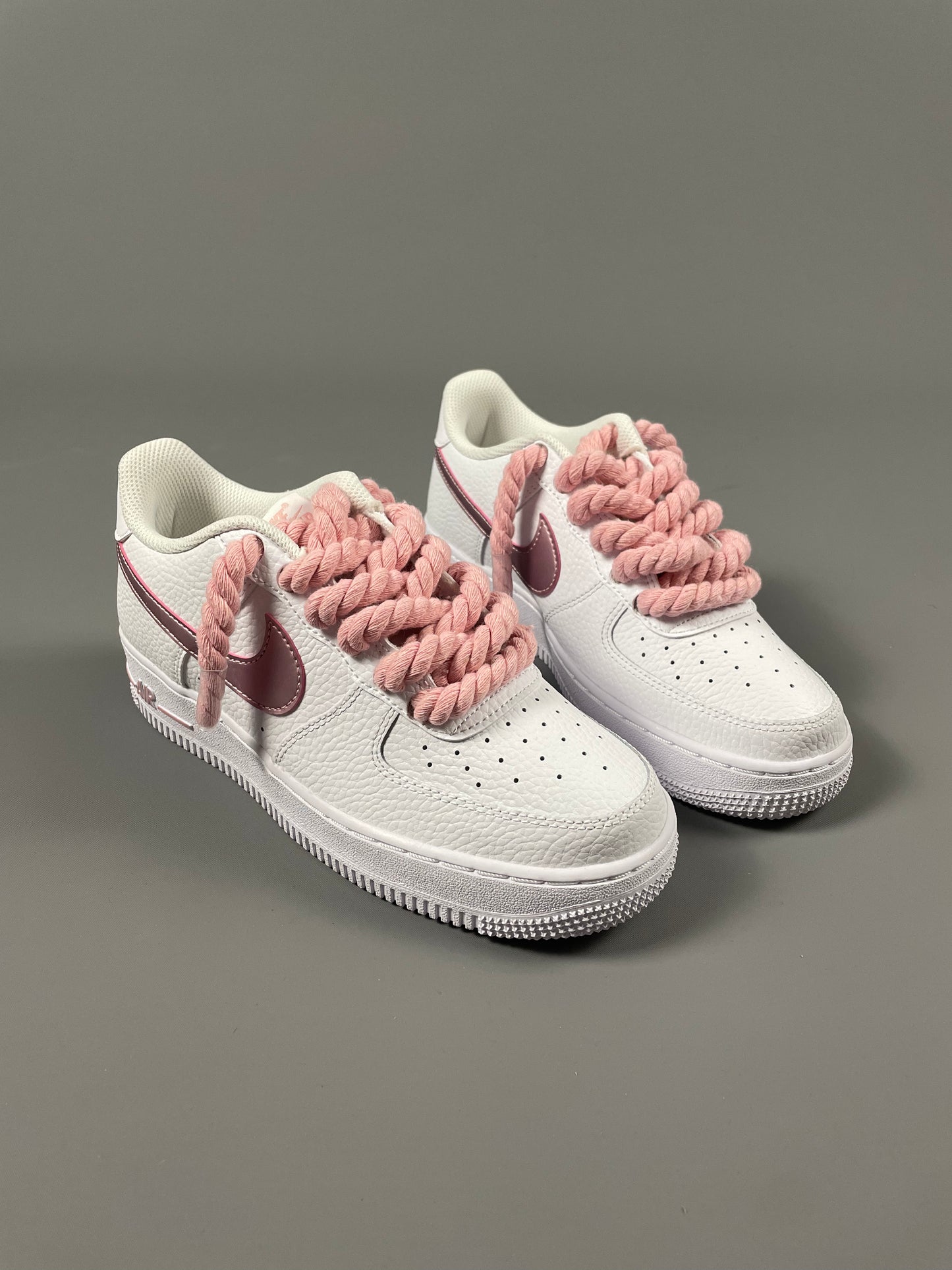 Custom Nike AIR Force 1 Sneaker - Rope Schnürsenkel Limitierte Pink Edition