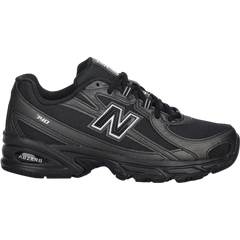 New Balance 740 Black