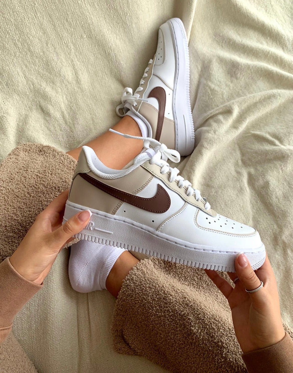 Custom Nike AIR Force 1 Sneaker - Frappe - julescustomizedkicks