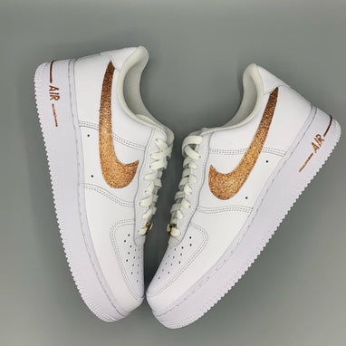 Nike air force 1 gold swoosh online