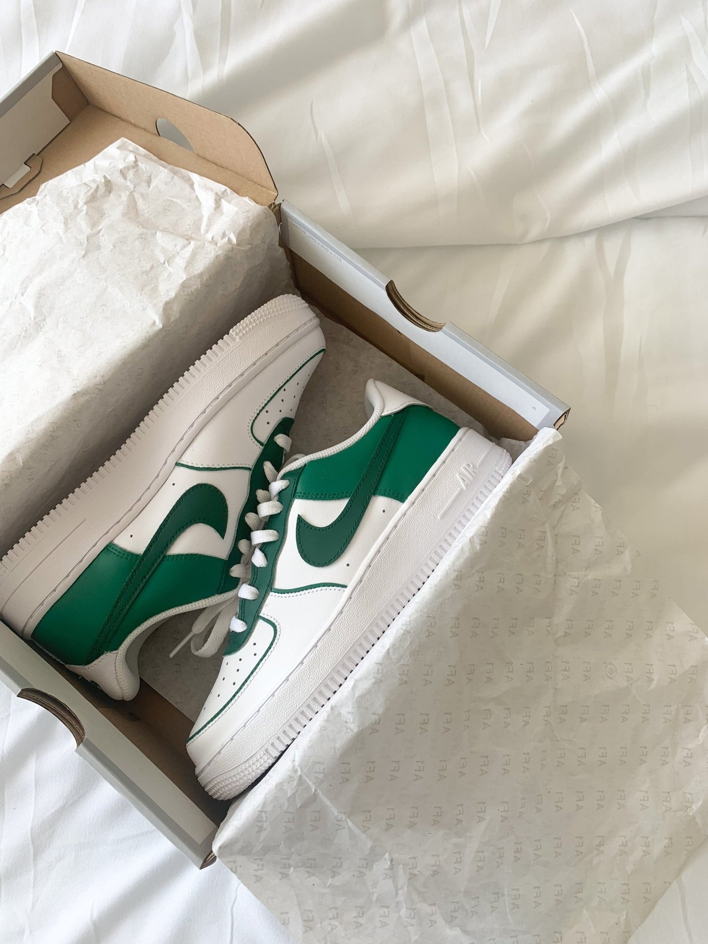 Custom Nike AIR Force 1 Sneaker - Green Forest - julescustomizedkicks