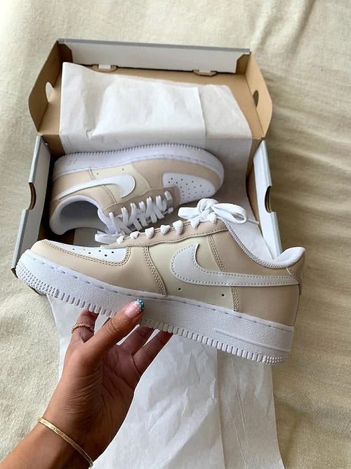 Custom Nike AIR Force 1 Sneaker - Hazelnut