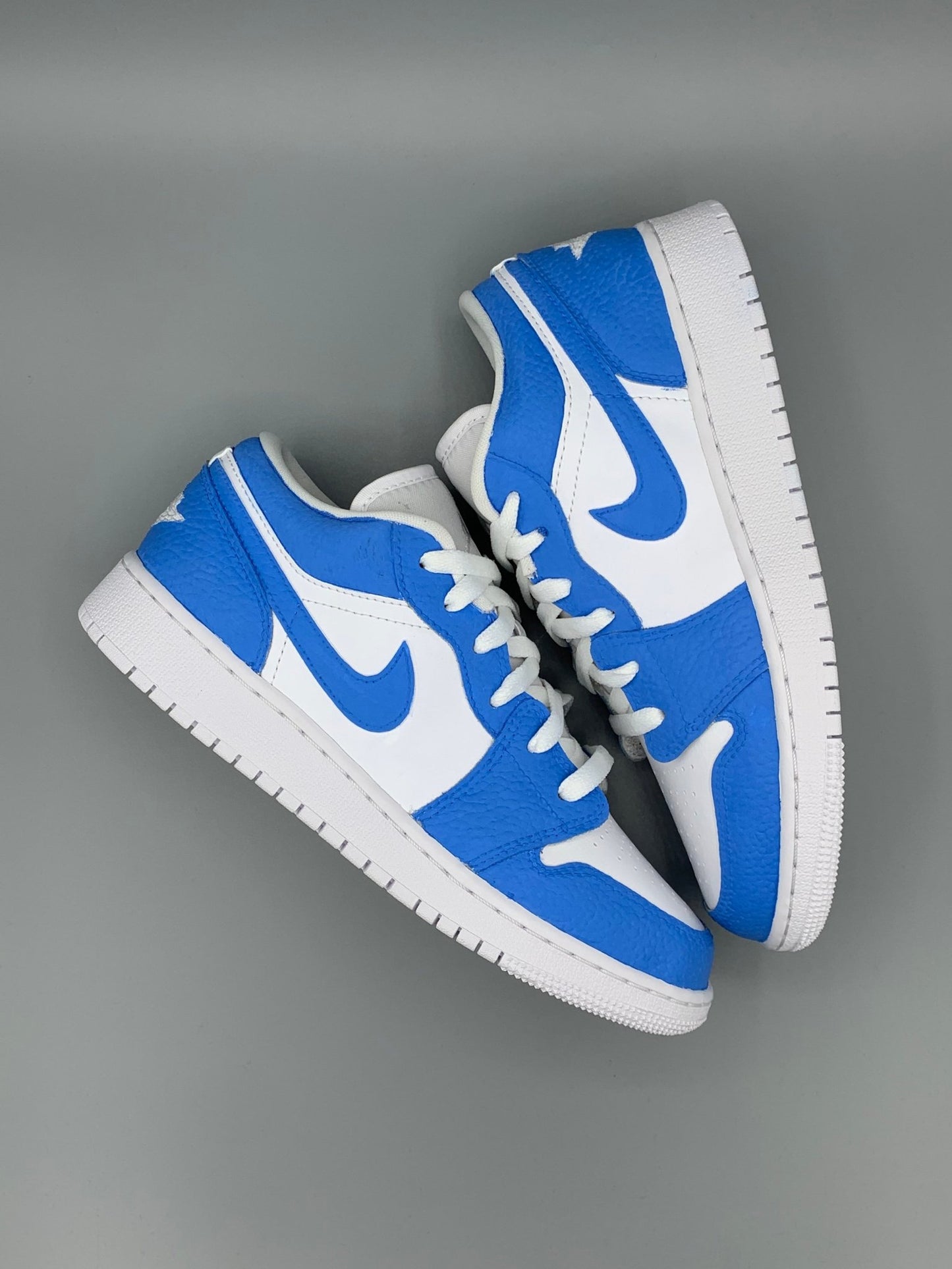 Custom NIke AJ1 Low Sneaker - Ocean Blue - julescustomizedkicks