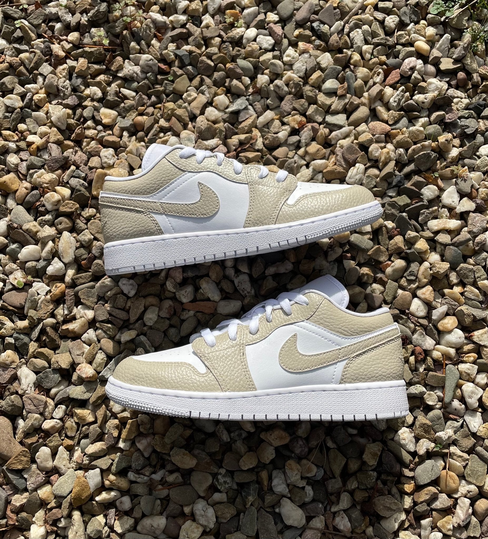 Custom NIke AJ1 Low Sneaker - Sand - julescustomizedkicks