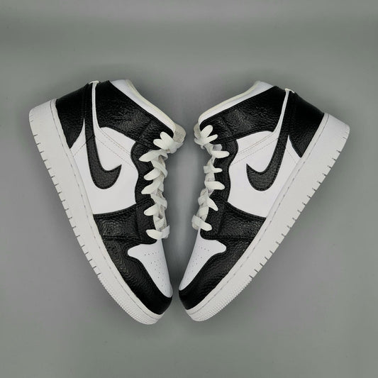 Custom Nike AJ1 Mid Customized - Black - julescustomizedkicks