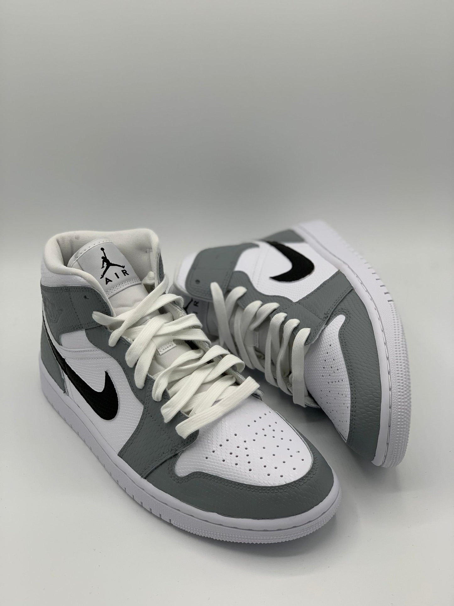 Custom Nike AJ1 Mid Customized - Light Grey & Black - julescustomizedkicks