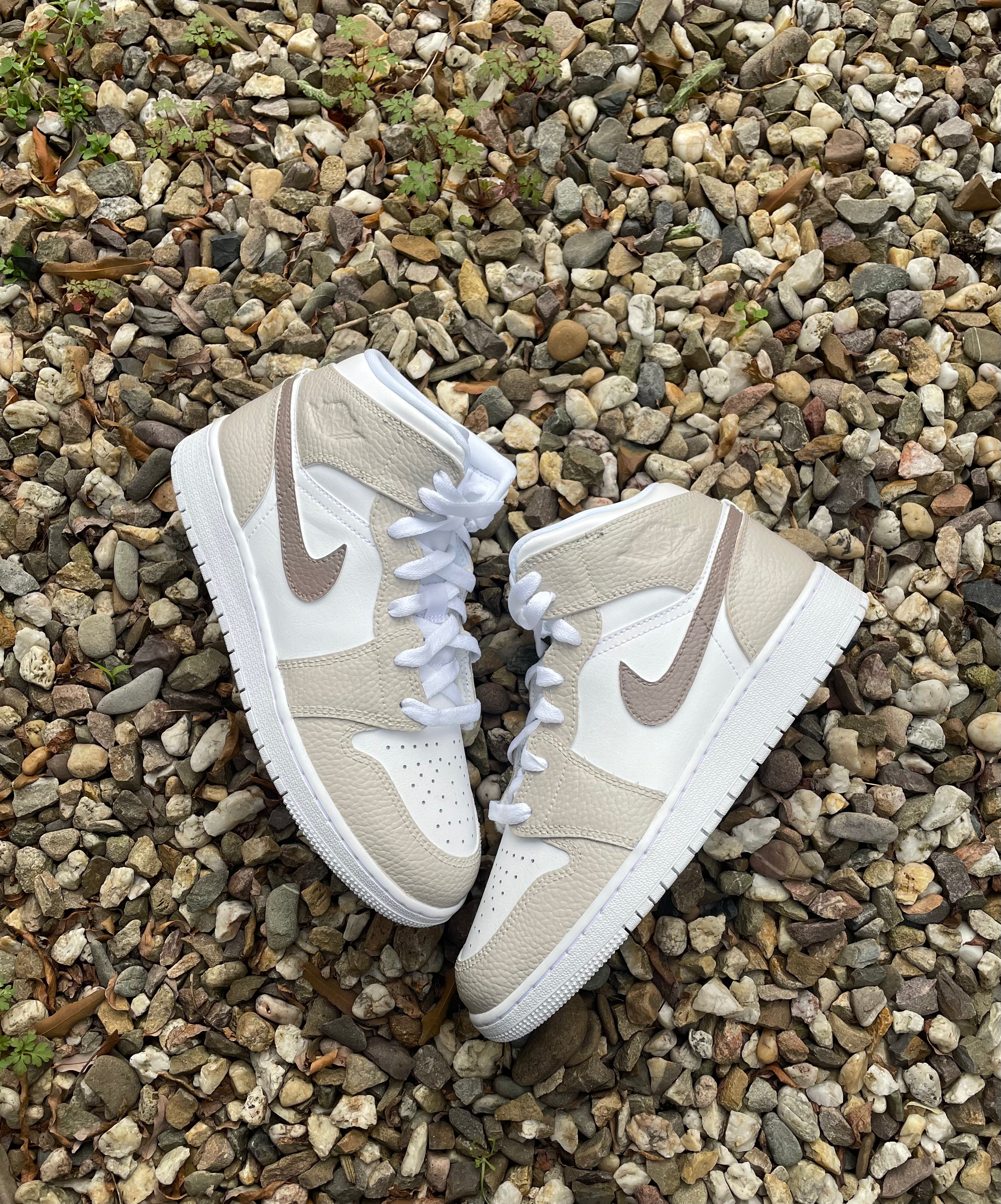 Custom Nike AJ1 Mid Customized - Light Bone