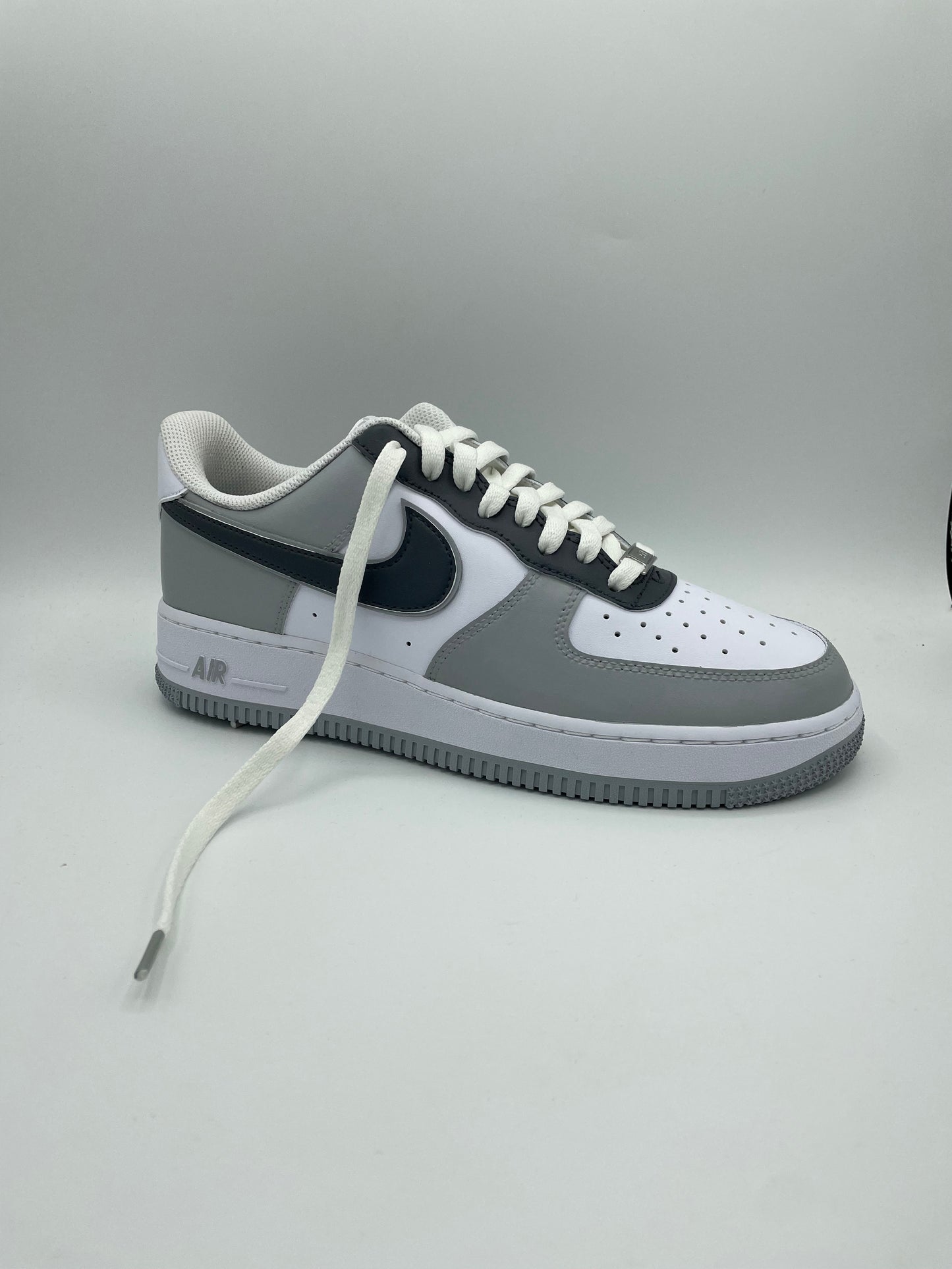 Nike AIR Force 1 Custom Sneaker - 2 Grey Tones Limitiert