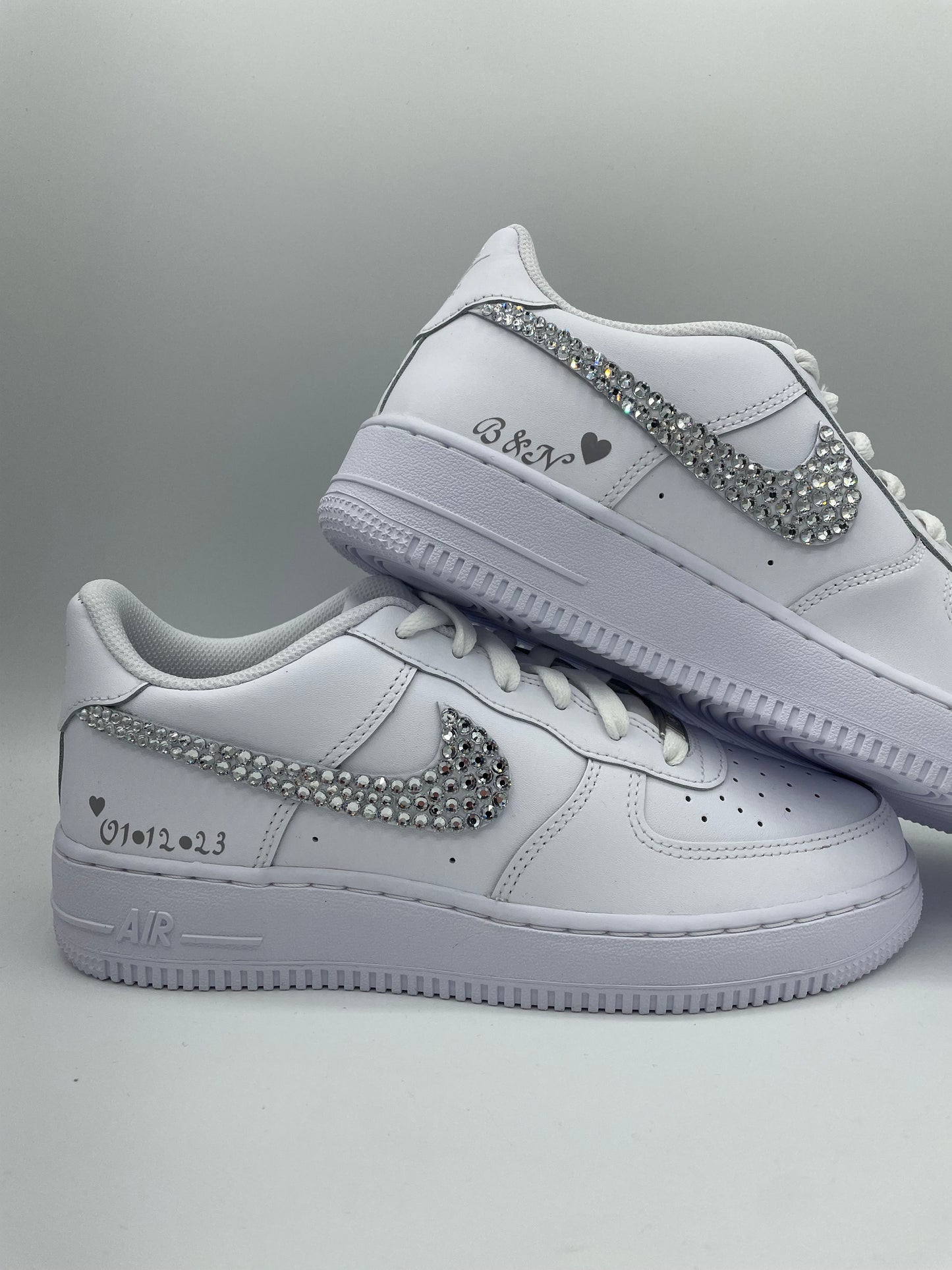 Baskets Nike AIR Force 1 personnalisées - Strass bleu clair ÉDITION MARIAGE